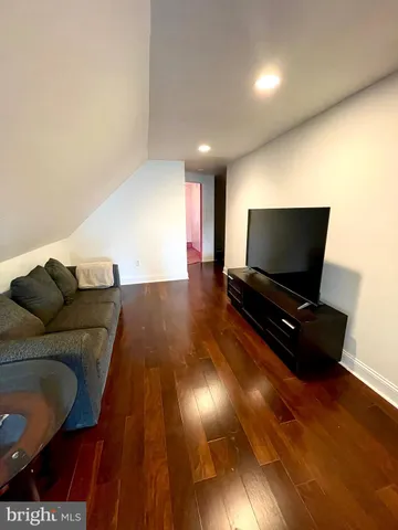 $3,650 | 51 Seckelpear Road, Levittown, PA 19056