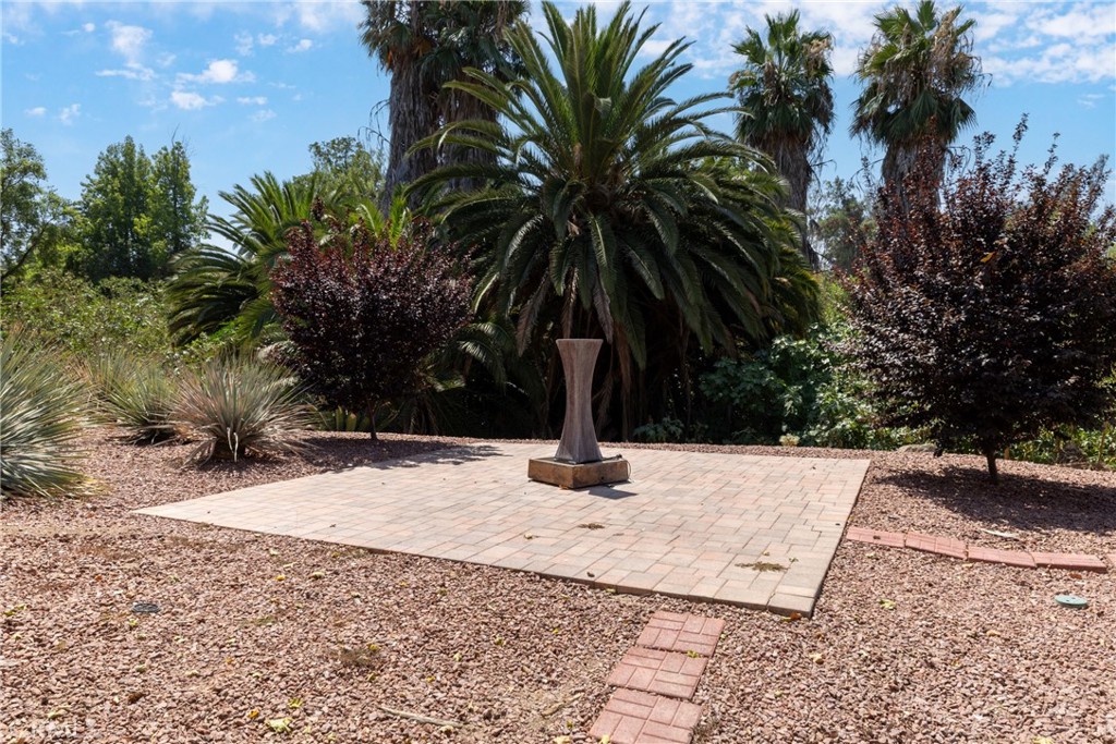 7007 Golden Vale Drive Riverside, CA 92506 - Photo 16 of 72