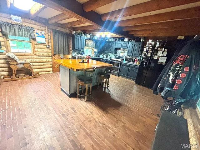 $260,000 | 3638 Hotze Road, Salem, IL 62881