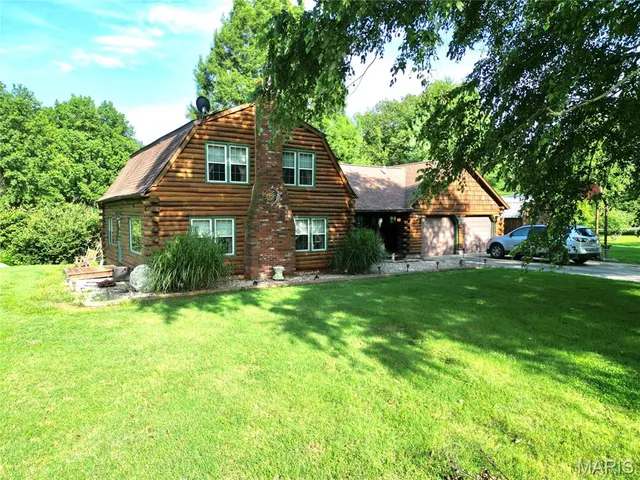 $260,000 | 3638 Hotze Road, Salem, IL 62881