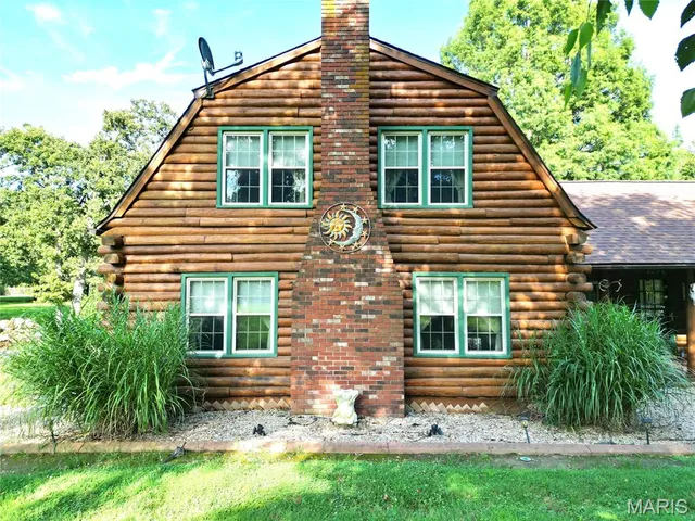 $260,000 | 3638 Hotze Road, Salem, IL 62881