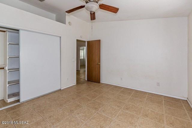 2541 West Fanbrook Road Tucson, AZ 85741 - Photo 23 of 25