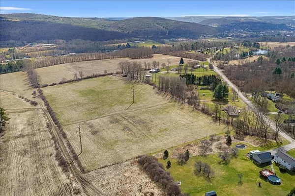 $250,000 | 130 Ballou Road, Owego, NY 13827