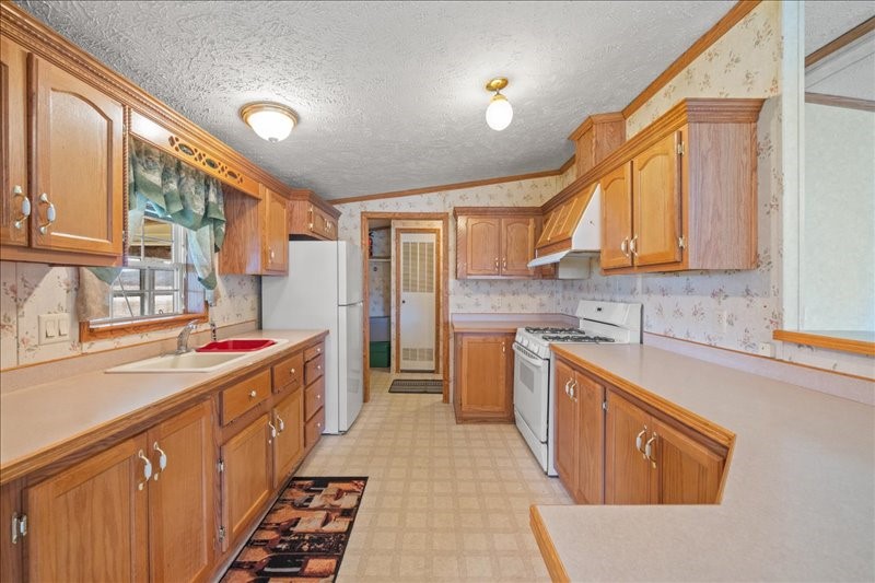 130 Ballou Road Owego, NY 13827 - Photo 6 of 46