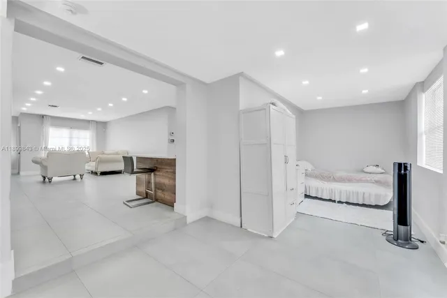 $4,000 | 6447 Northwest 22nd Street, Margate, FL 33063