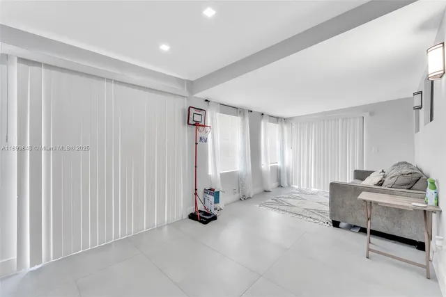 $4,000 | 6447 Northwest 22nd Street, Margate, FL 33063