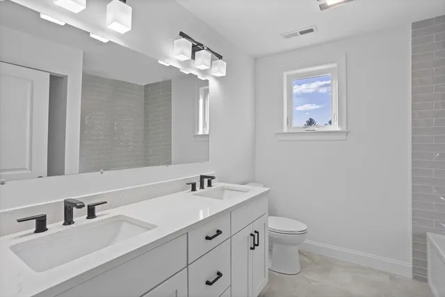 $1,950,000 | 6 Colonel Rolls Drive, Westford, MA 01886