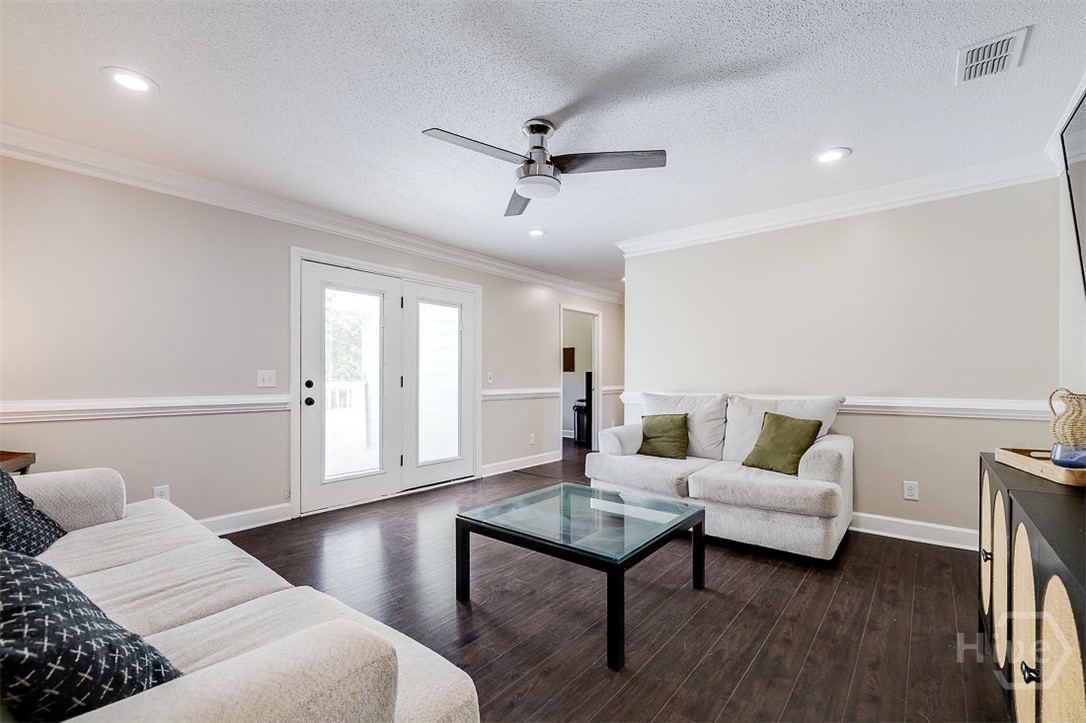 391 Hawk Hammock Road Springfield, GA 31329 - Photo 11 of 38