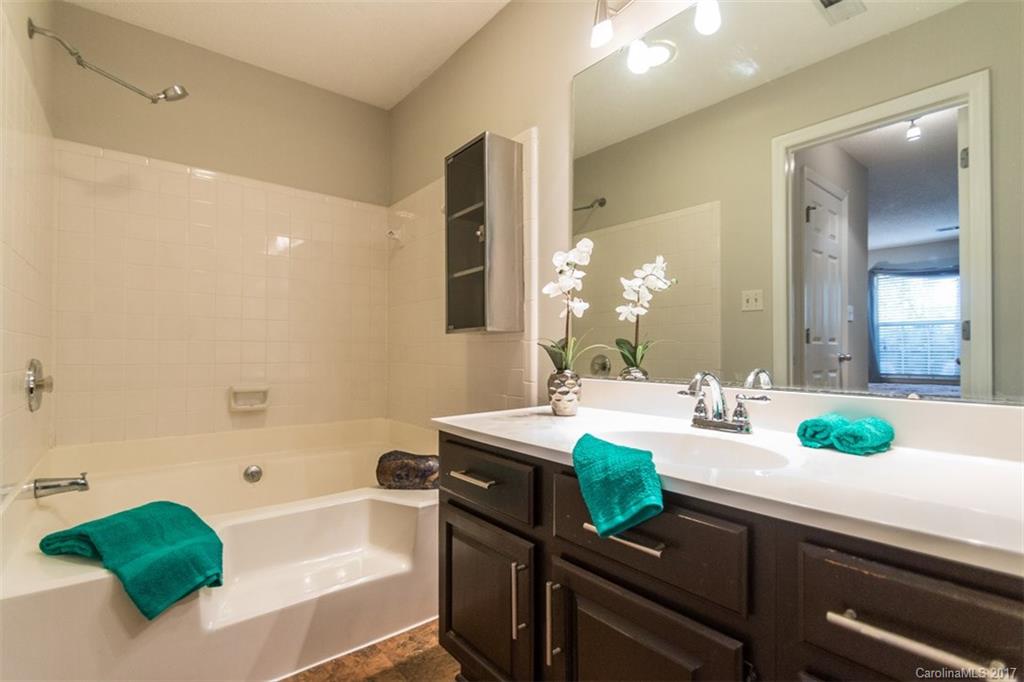 5003 Sharon Road, Unit I Charlotte, NC 28210 - Photo 21 of 22