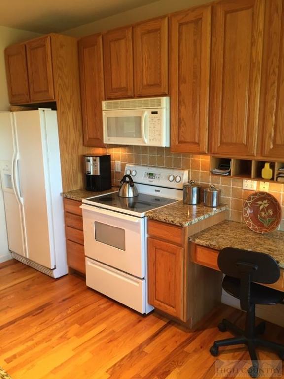 595 Grey Fox Ridge Road Banner Elk, NC 28604 - Photo 5 of 26 Gallery Image 5