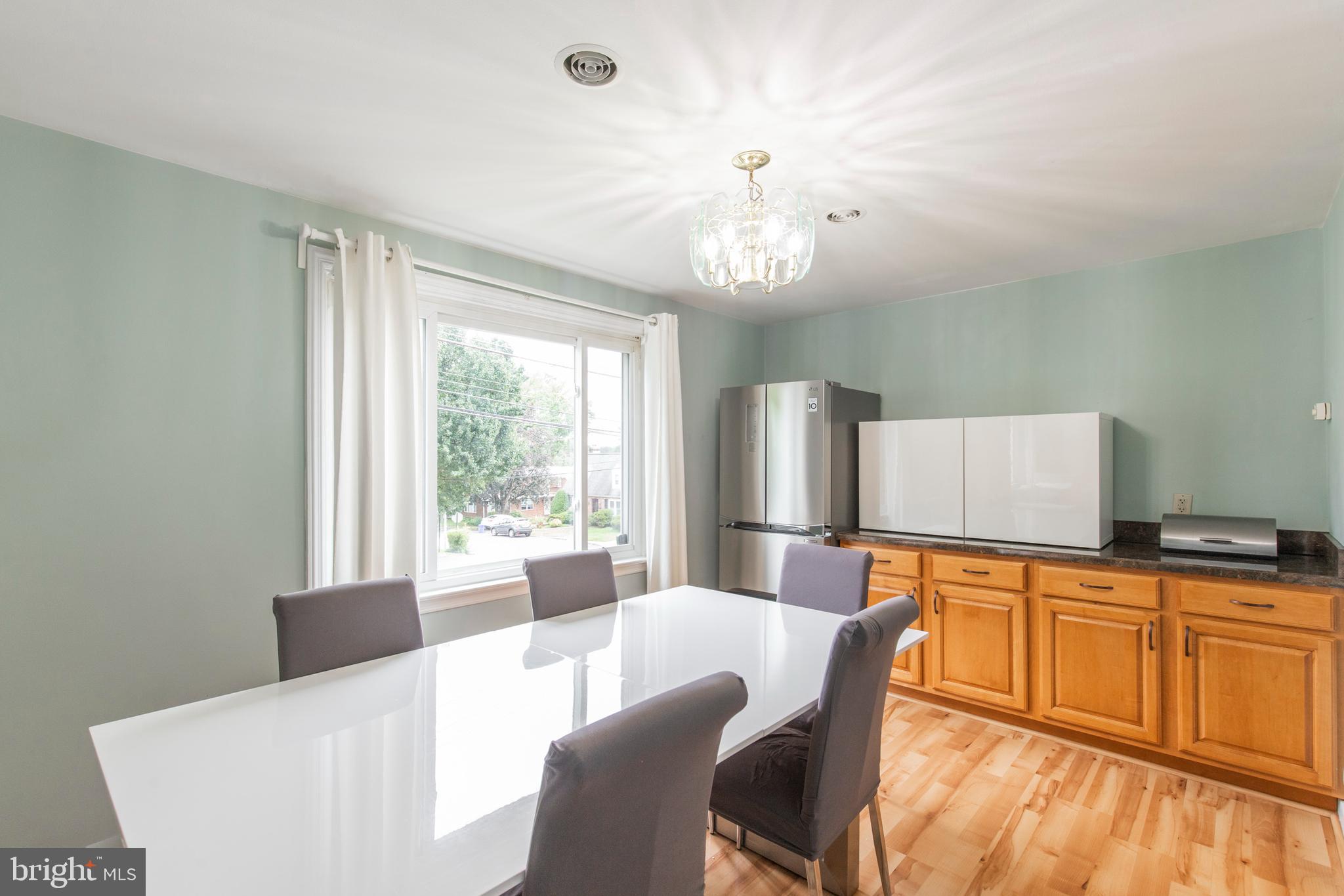 104 Earlington Road Havertown, PA 19083 - Photo 9 of 35