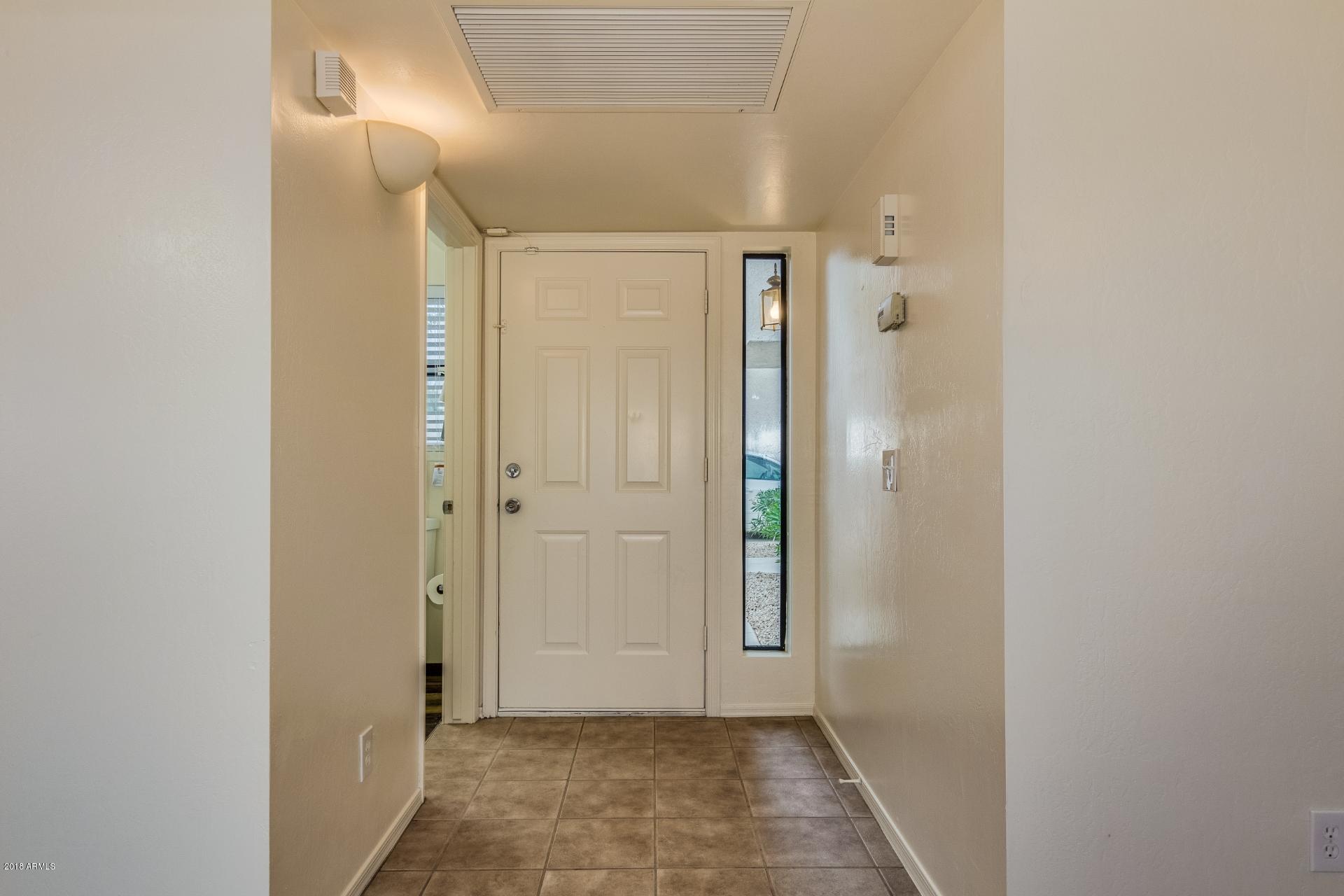 2555 West Kathleen Road Phoenix, AZ 85023 - Photo 3 of 20 Kathleen (3)