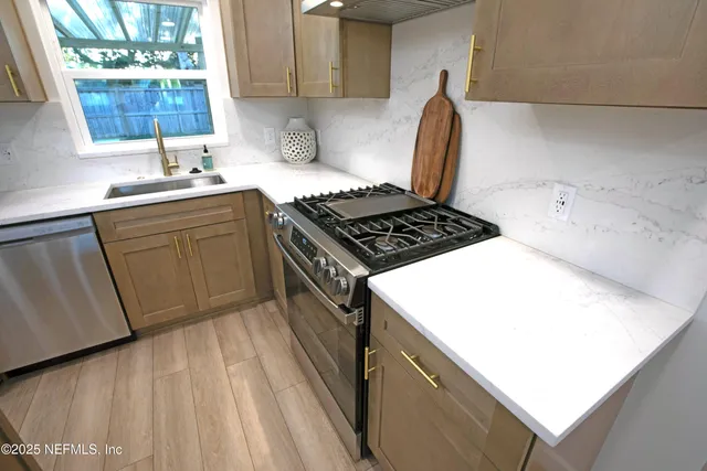 $700,000 | 490 Mako Drive, Atlantic Beach, FL 32233