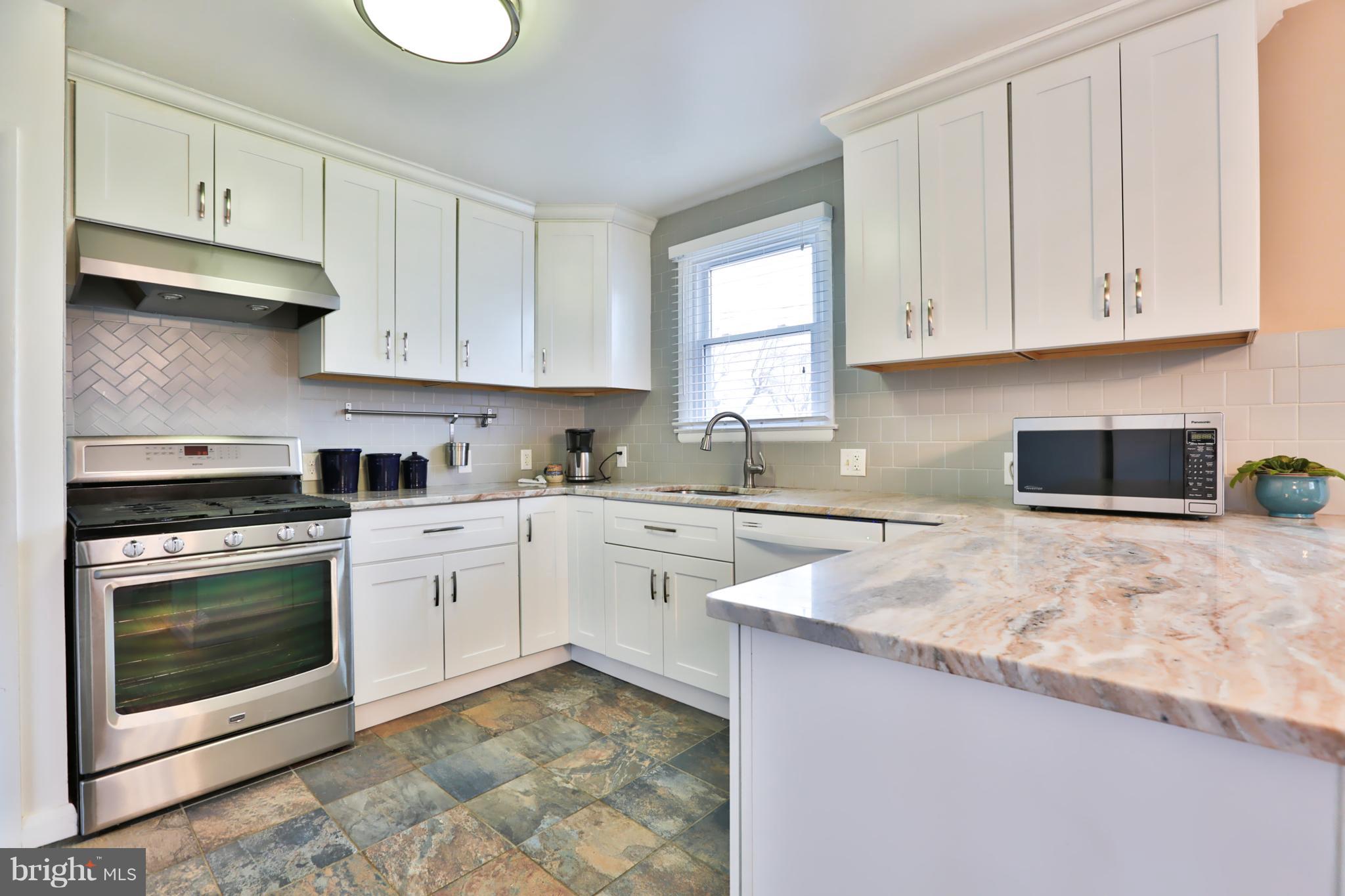 312 Orley Road Baltimore, MD 21228 - Photo 11 of 30 Chef's Kitchen