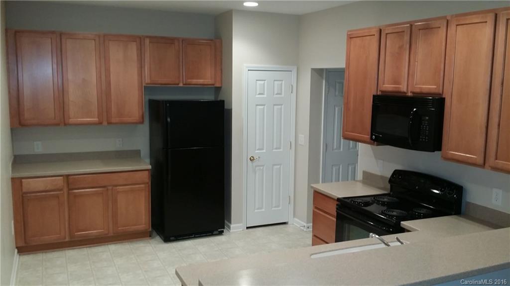 769 Ledgestone Court, Unit 769 Tega Cay, SC 29708 - Photo 8 of 9 Gallery Image 8