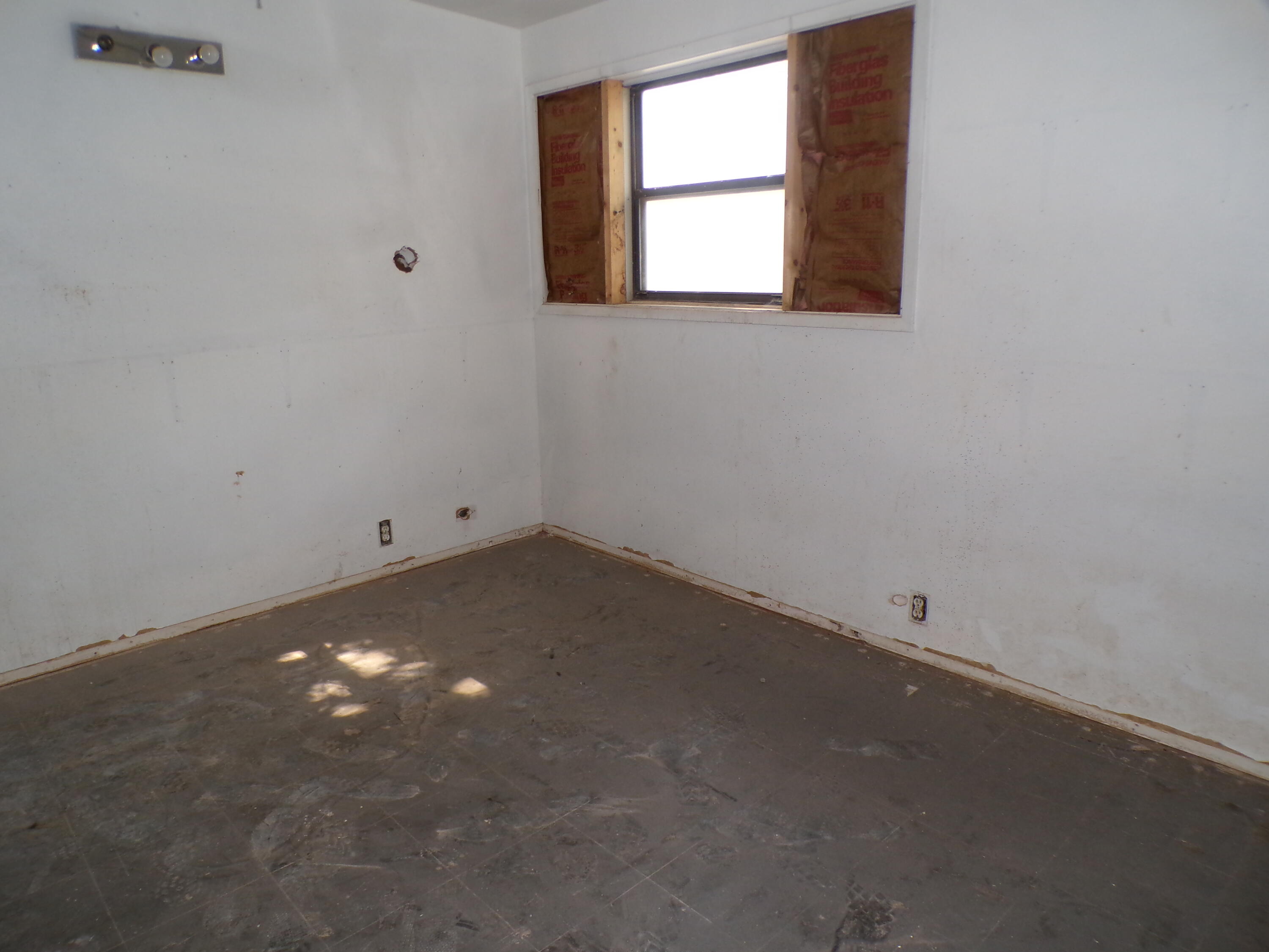 2829 66th Street Lubbock, TX 79413 - Photo 22 of 34 100_0182