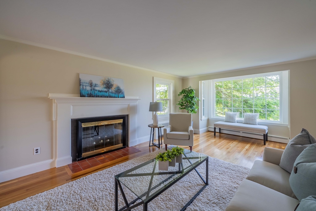 6 Preston Road Lexington, MA 02420 - Photo 5 of 42