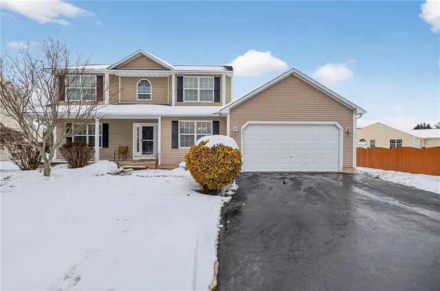 $475,000 | 8031 Kings Hotel Place, Cicero, NY 13039