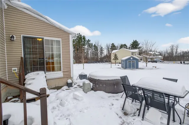 $475,000 | 8031 Kings Hotel Place, Cicero, NY 13039