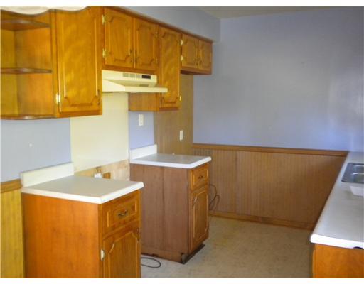 429 Friel Road Economy, PA 15005 - Photo 10 of 18 Kitchen.