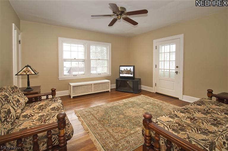 2707 Colchester Road Cleveland, OH 44106 - Photo 20 of 25