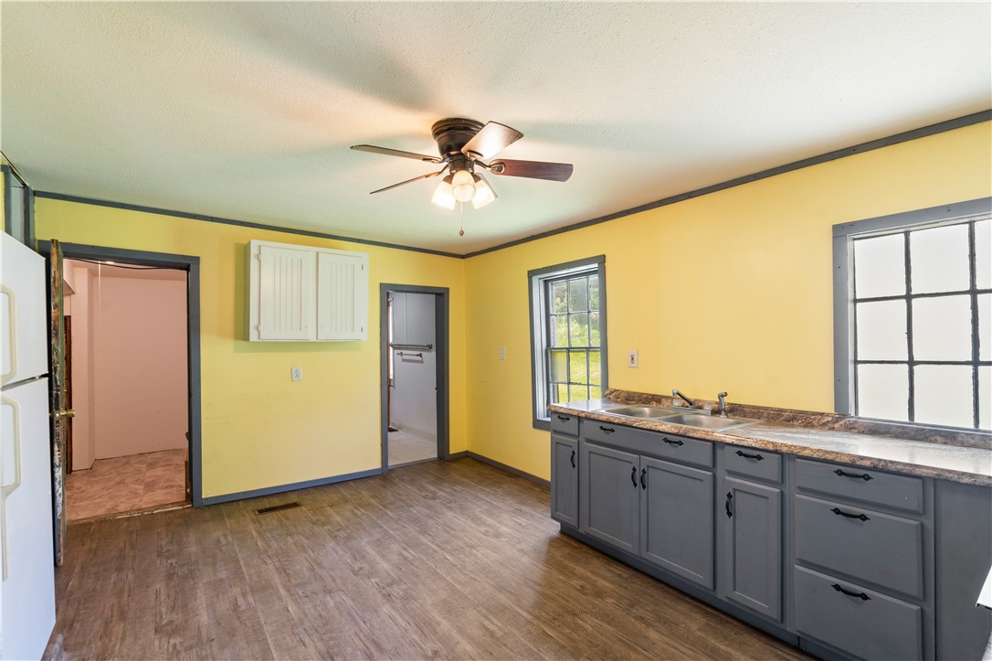 5 Monier Street Naples, NY 14512 - Photo 10 of 46 Spacious eat-in kitchen