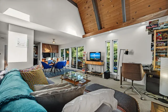 $1,024,000 | 5982 Ascot Drive, Oakland, CA 94611