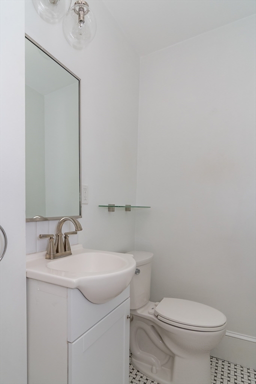 71 Curve Street, Unit 71 Wellesley, MA 02482 - Photo 18 of 31