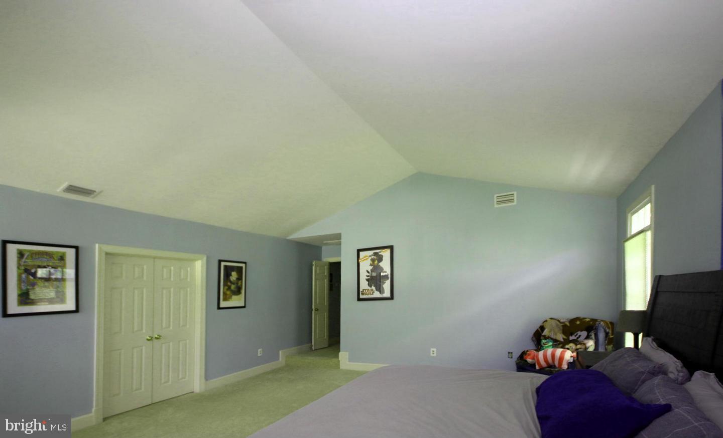 4708 Silverbrook Way Bowie, MD 20720 - Photo 10 of 21 a room with toys and wooden floor
