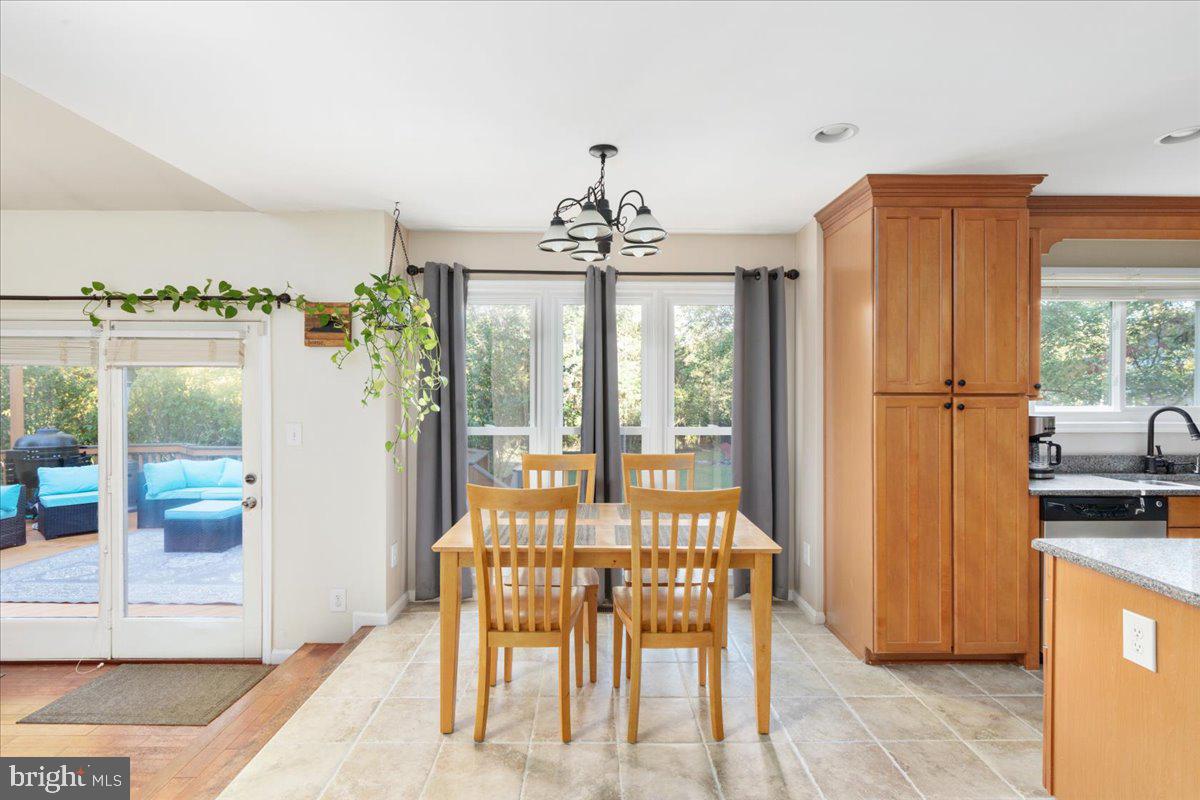 6702 Jade Post Lane Centreville, VA 20121 - Photo 16 of 66