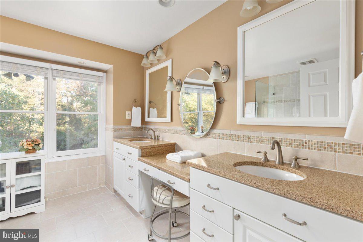 6702 Jade Post Lane Centreville, VA 20121 - Photo 29 of 66