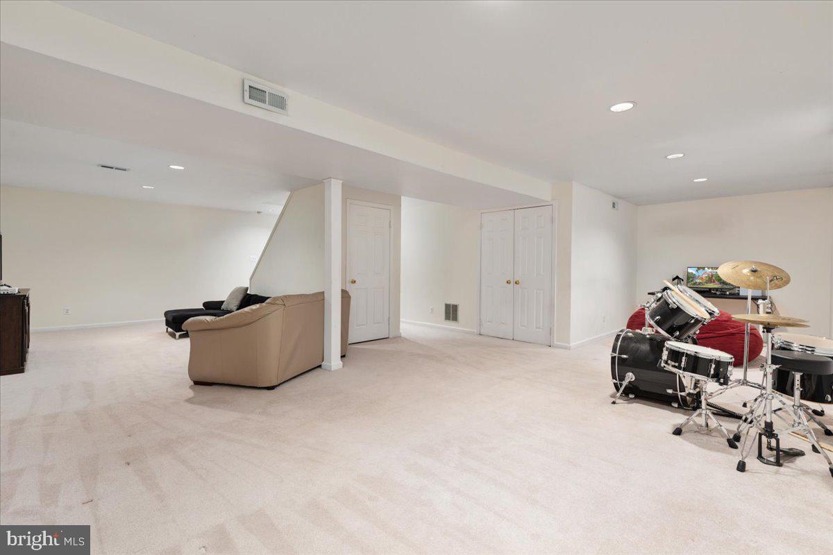 6702 Jade Post Lane Centreville, VA 20121 - Photo 36 of 66