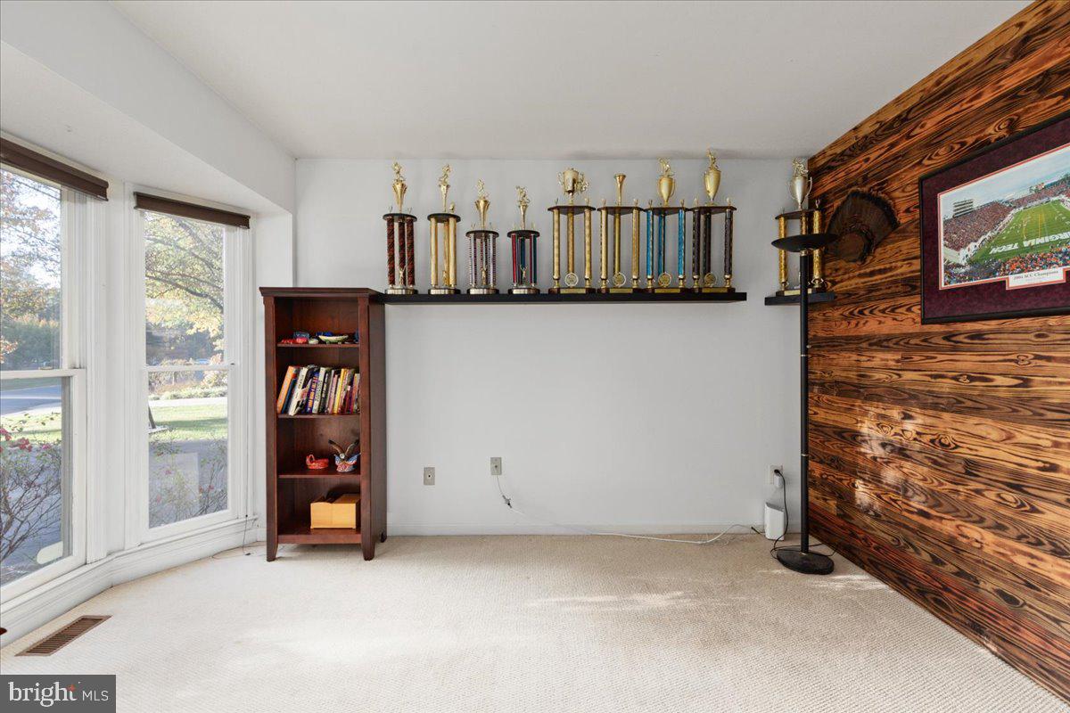 6702 Jade Post Lane Centreville, VA 20121 - Photo 6 of 66