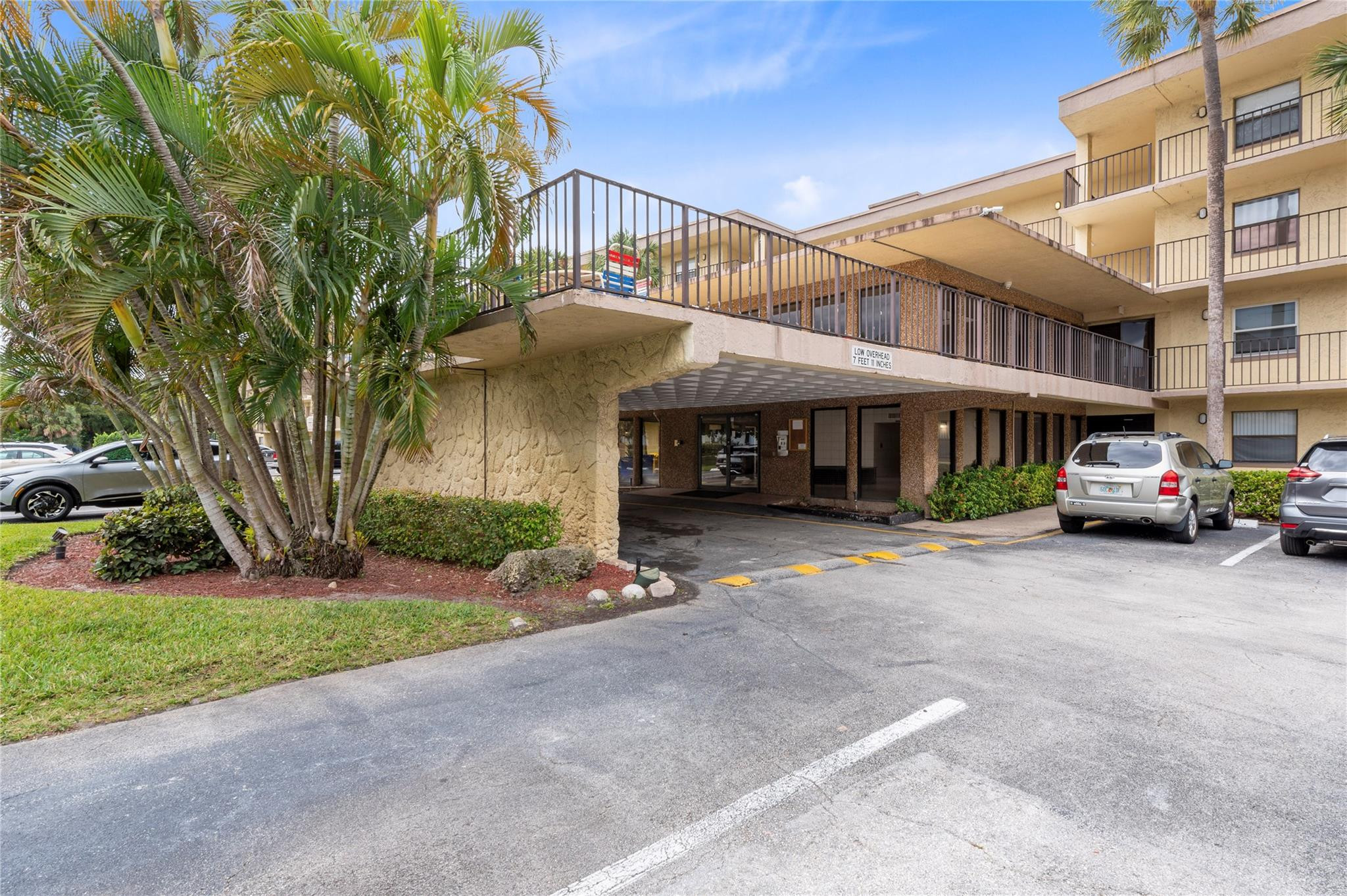 9355 Southwest 8th Street, Unit 119 Boca Raton, FL 33428 - Photo 2 of 16 Photo 2