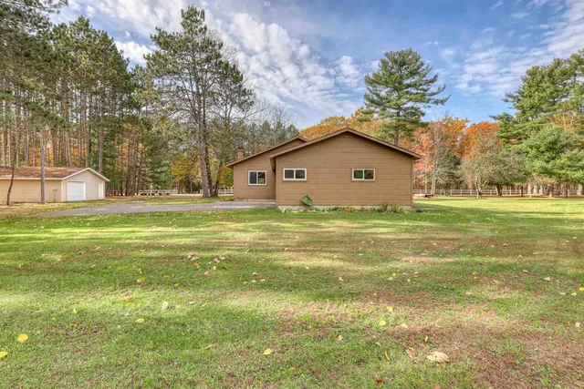 $315,000 | 10292 North McClaine Road, Hayward, WI 54843