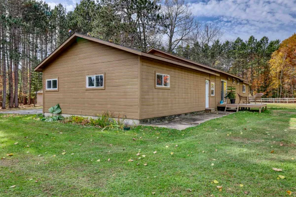 $300,000 | 10292 North McClaine Road, Hayward, WI 54843
