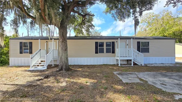 $1,300 | 44 Crawford Drive, Unit 21, Lake Placid, FL 33852
