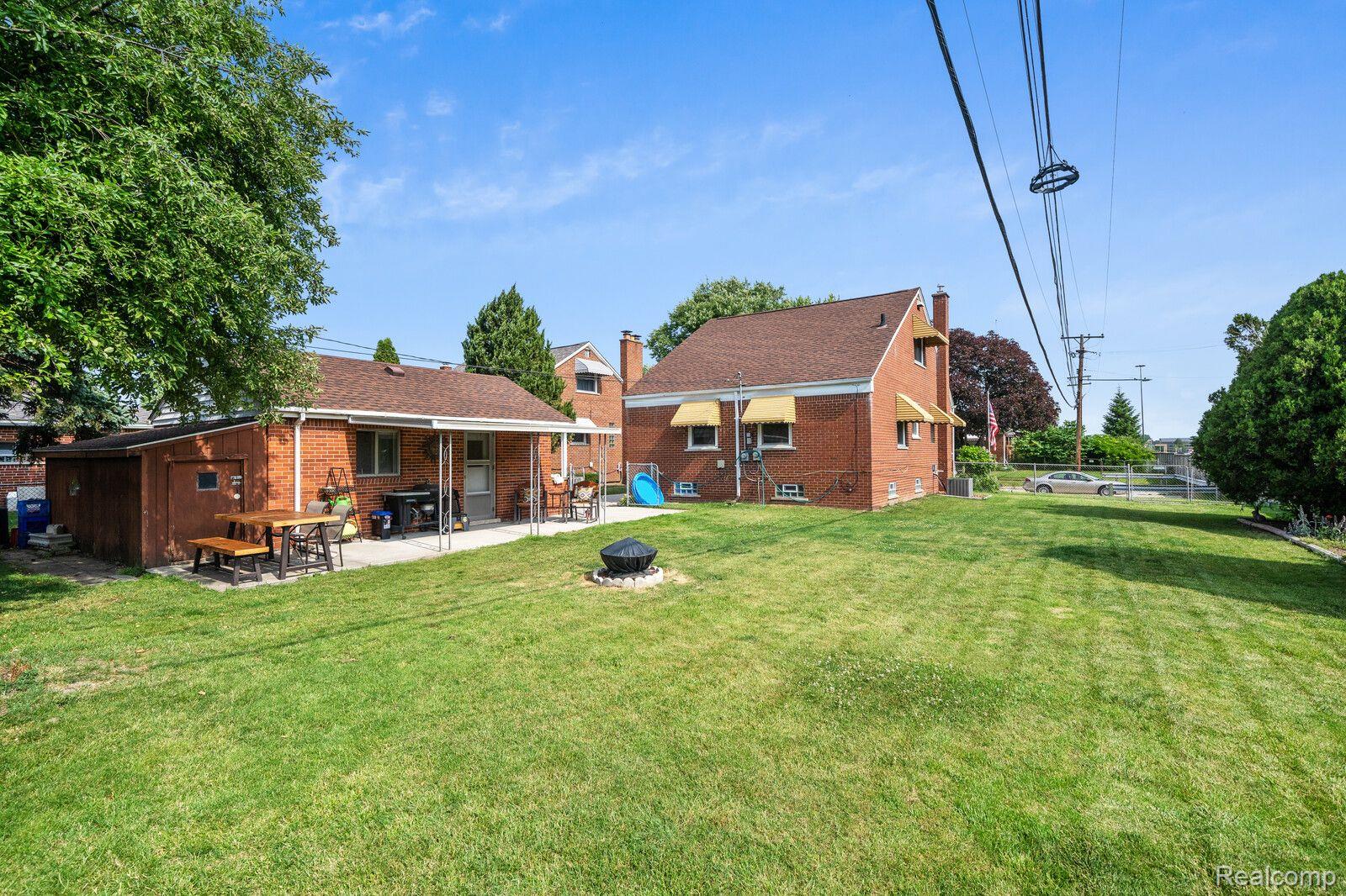 8296 Racine Road Warren, MI 48093 - Photo 29 of 30 Gallery Image 29