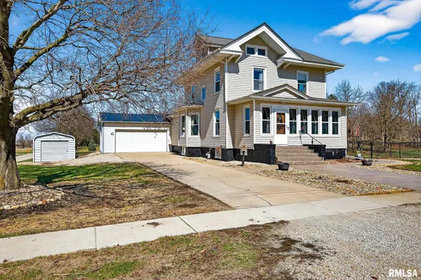 $242,000 | 337 West Chestnut Street, Oneida, IL 61467