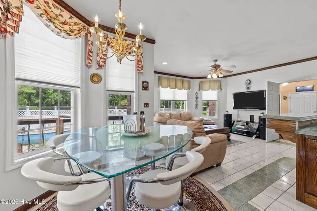 $575,000 | 20470 7 Creeks Highway, Tabor City, NC 28463