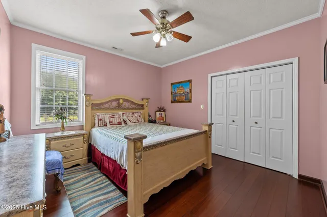 $575,000 | 20470 7 Creeks Highway, Tabor City, NC 28463