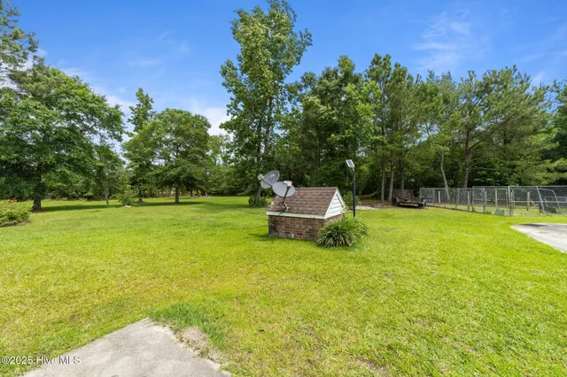 $575,000 | 20470 7 Creeks Highway, Tabor City, NC 28463