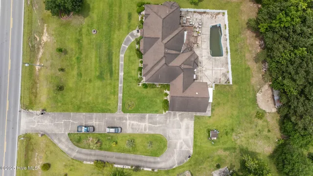 $575,000 | 20470 7 Creeks Highway, Tabor City, NC 28463