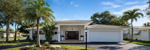 $1,017,000 | 2650 Northeast 52nd Street, Lighthouse Point, FL 33064