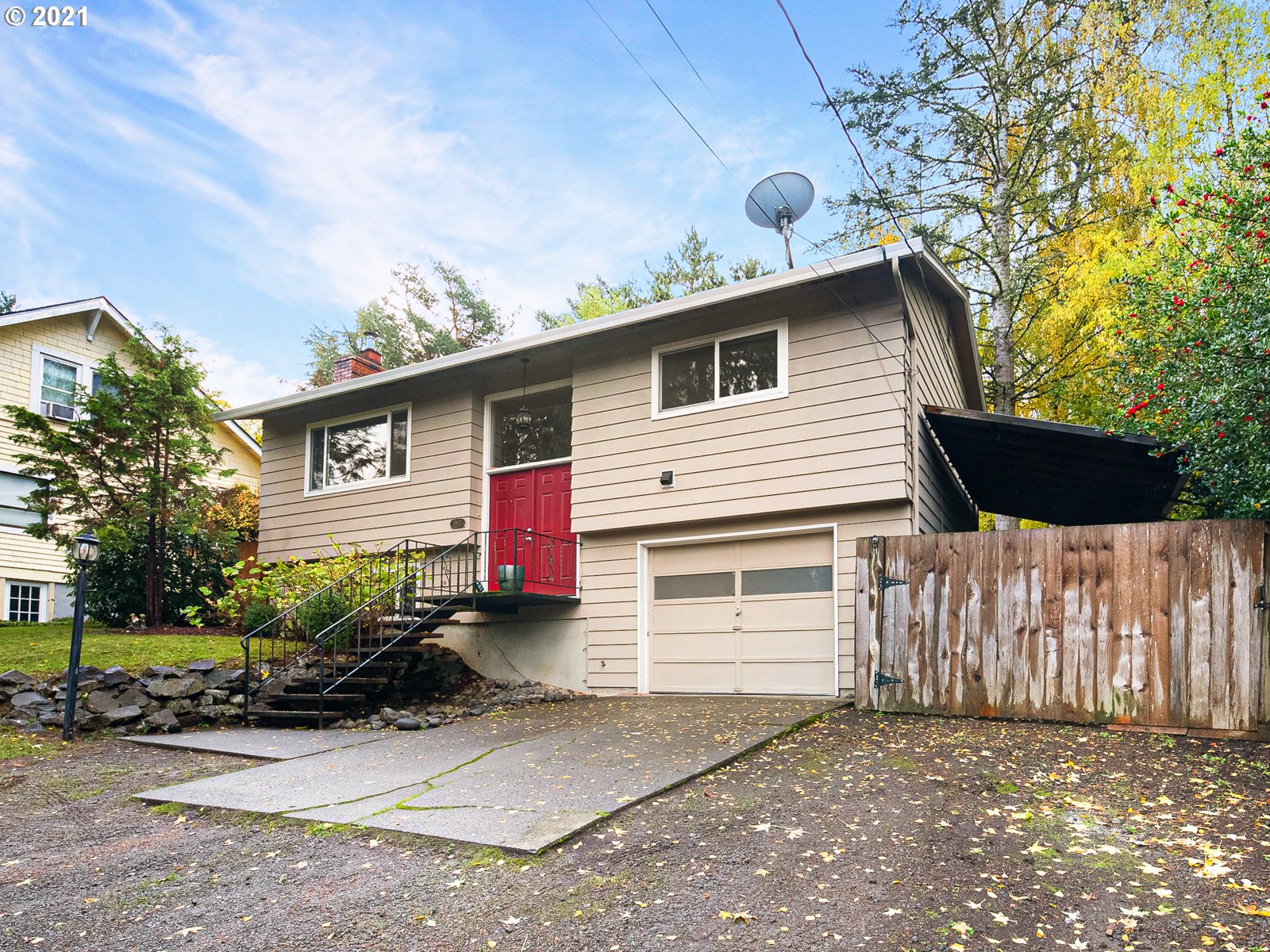 5902 Southwest Vermont Street Portland, OR 97219 - Photo 2 of 32 Gallery Image 2