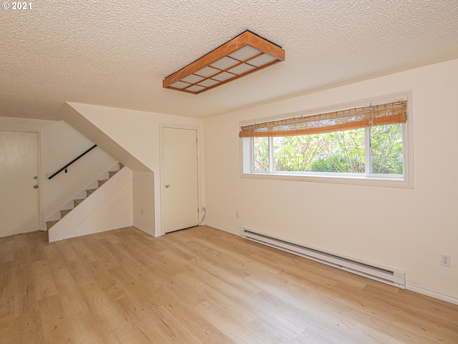 5902 Southwest Vermont Street Portland, OR 97219 - Photo 17 of 32 Gallery Image 17