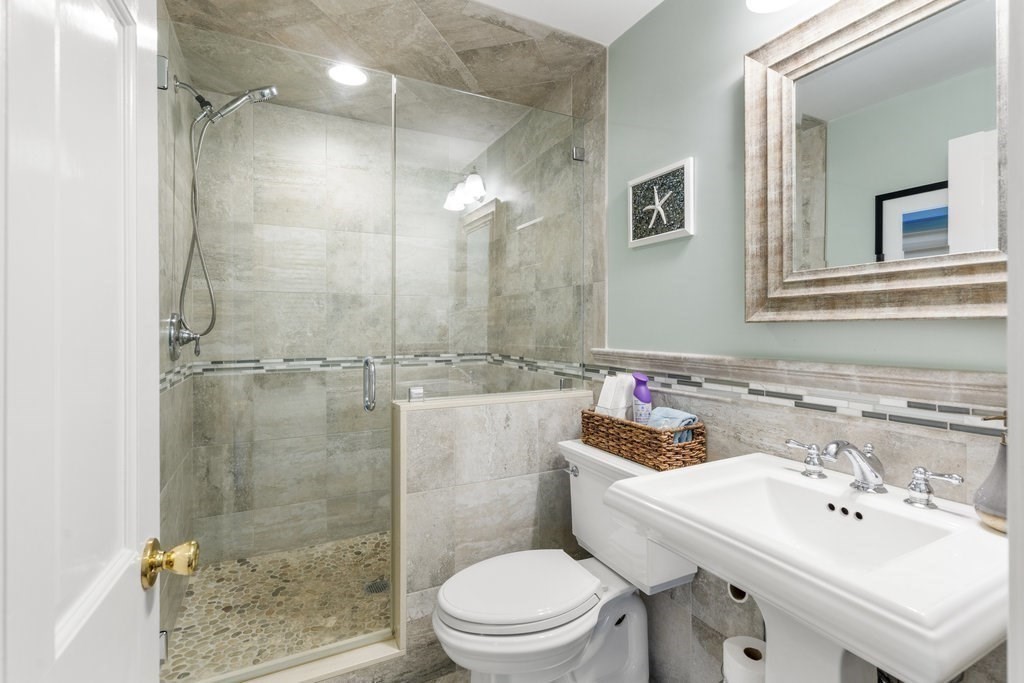 8 Buckboard Road Duxbury, MA 02332 - Photo 16 of 42 Gallery Image 16