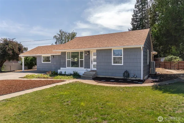 $549,900 | 335 Whitebirch Place, Wenatchee, WA 98801