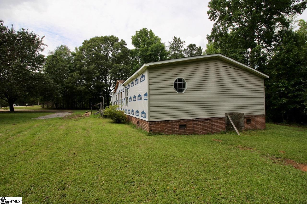 138 Finley Road Belton, SC 29627 - Photo 6 of 29 Gallery Image 6