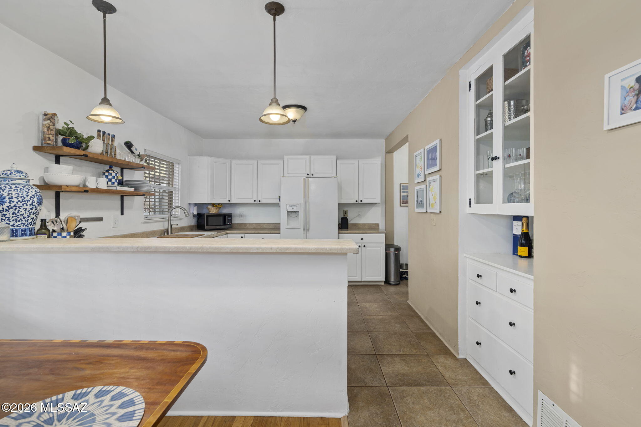 1718 East Grant Road Tucson, AZ 85719 - Photo 16 of 45 Breakfast Bar